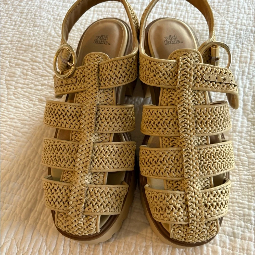 Wild Diva Beige Woven Sandals - Picture 1 of 2